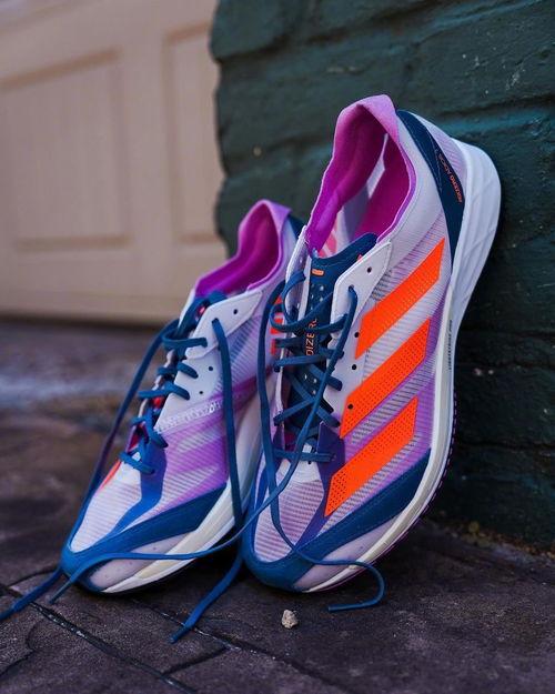 全新跑鞋爆料视频大全集,全新跑鞋爆料视频大全集深度解析  第1张